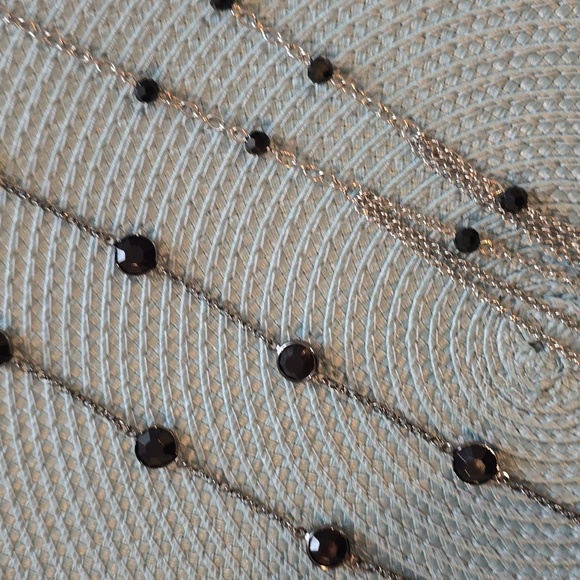 LIZ CLAIBORNE WOMEN'S FASHION JEWELRY BUNDLE OF 2 LONG NECKLACES - Picture 6 of 12